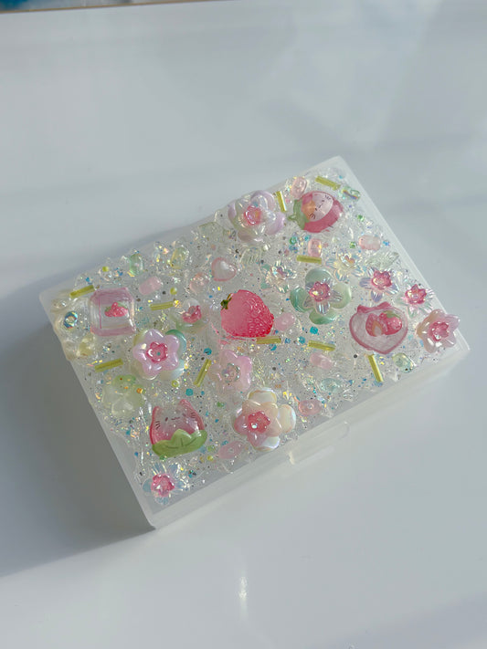 Decoden Storage - Strawberry 2