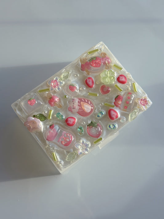 Decoden Storage - Strawberry 3